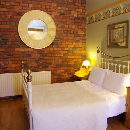 Crown House Suites Halifax Dış mekan fotoğraf