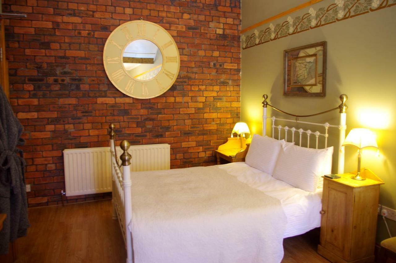 Crown House Suites Halifax Dış mekan fotoğraf